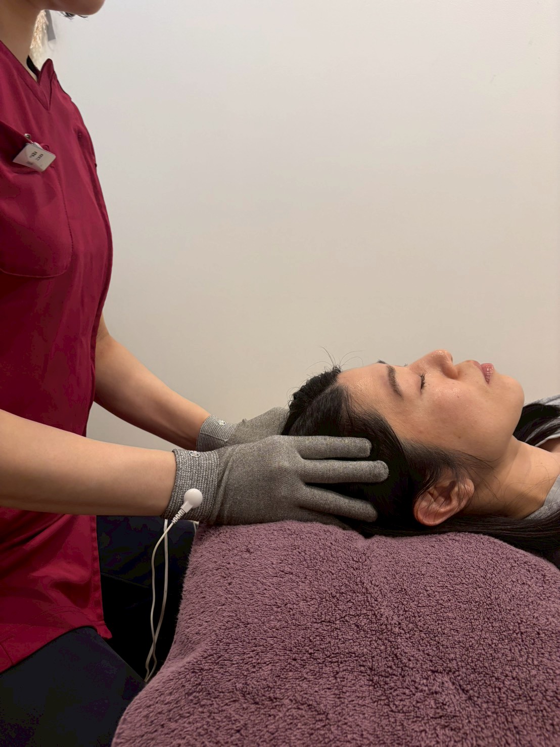 ブレインリフレクション施術の様子